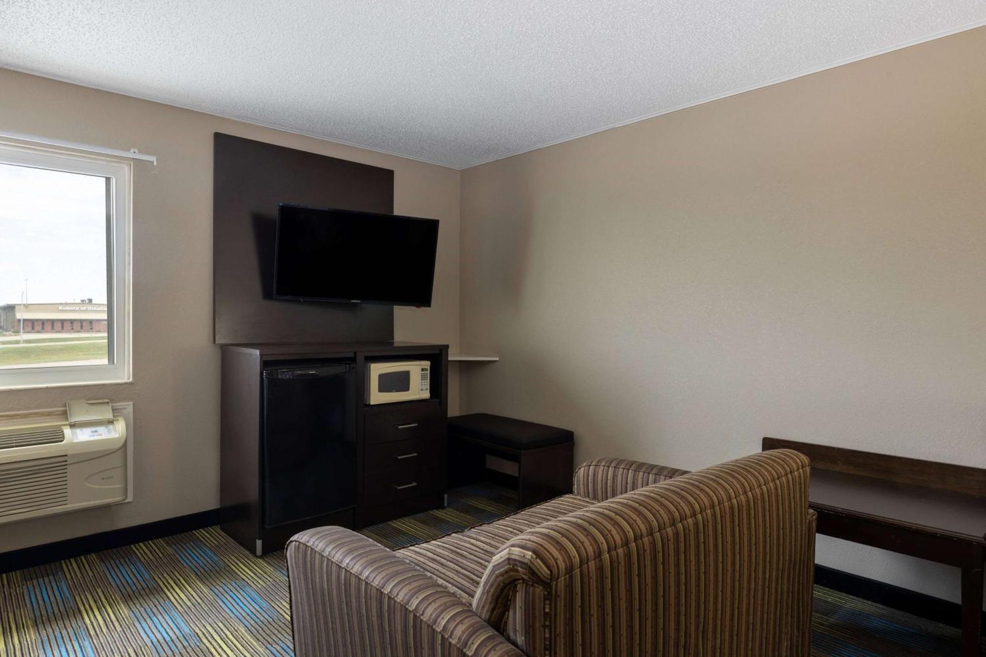 The Inn&Suites Sw אומהה מראה חיצוני תמונה