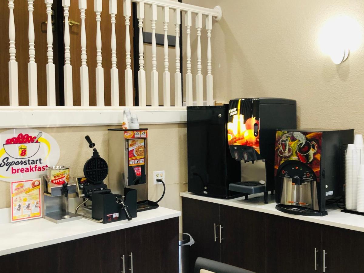 The Inn&Suites Sw אומהה מראה חיצוני תמונה