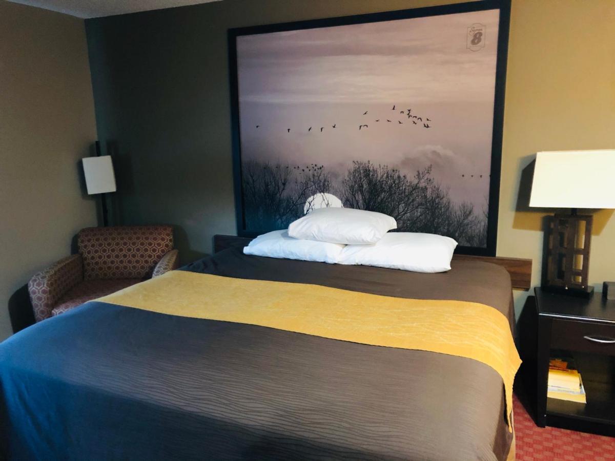 The Inn&Suites Sw אומהה מראה חיצוני תמונה