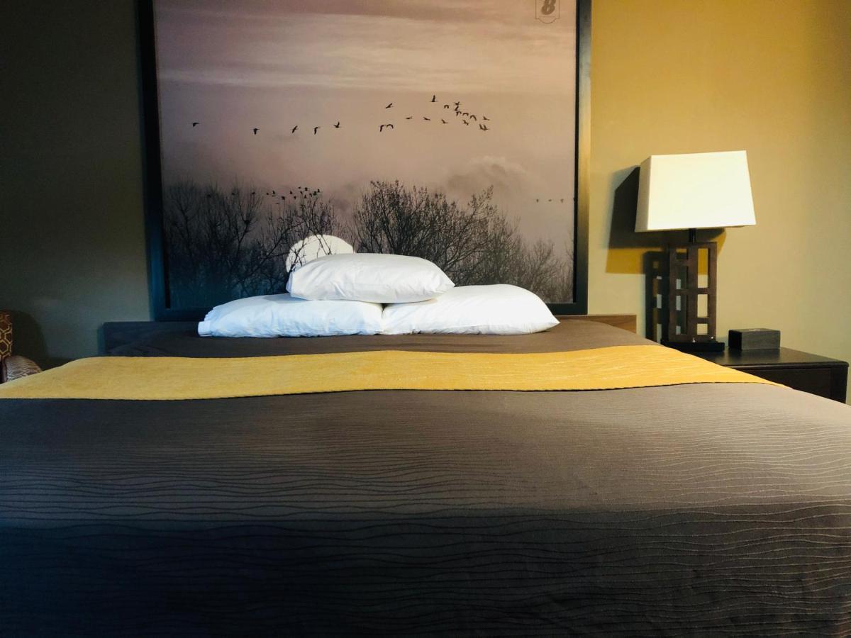 The Inn&Suites Sw אומהה מראה חיצוני תמונה
